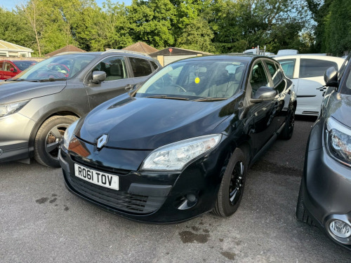 Renault Megane  1.6 16V Pzaz Euro 5 5dr