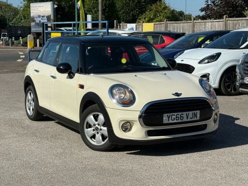 MINI Hatch  1.5 Cooper Euro 6 (s/s) 5dr