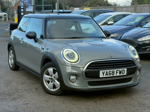 MINI Hatch  1.5 Cooper Classic Euro 6 (s/s) 3dr