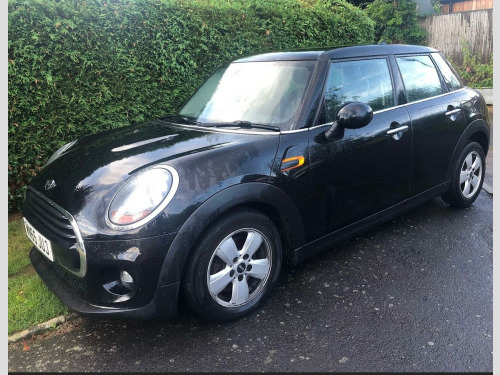 MINI Hatch  1.5 Cooper Auto Euro 6 (s/s) 5dr