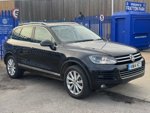 Volkswagen Touareg  3.0 TDI V6 BlueMotion Tech SE SUV 5dr Diesel Tiptronic 4WD Euro 5 (s/s) (24