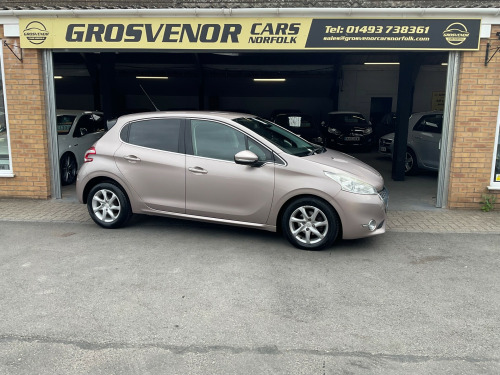 Peugeot 208  1.4 e-HDi Allure Hatchback 5dr Diesel EGC Euro 5 (s/s) (70 ps)