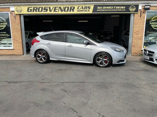 Ford Focus  2.0T EcoBoost ST-3 Hatchback 5dr Petrol Manual Euro 5 (s/s) (250 ps)