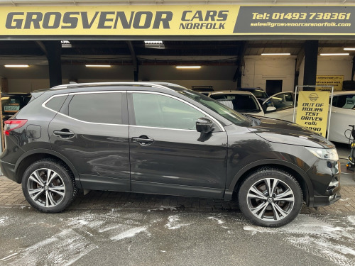 Nissan Qashqai  1.2 DIG-T N-Connecta SUV 5dr Petrol Manual Euro 6 (s/s) (115 ps) 