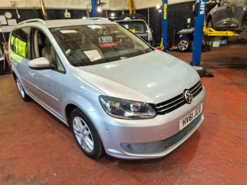 Volkswagen Touran SE TDI DSG