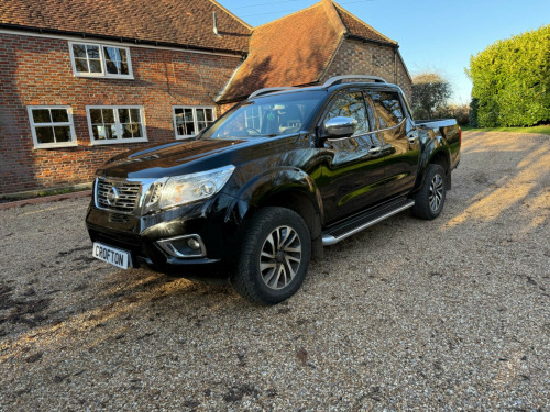 Nissan Navara  2.3 dCi Tekna Pickup Double Cab 4dr Diesel Manual 4WD Euro 6 (s/s) (190 ps) 