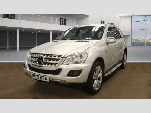 Mercedes-Benz M-Class ML350 3.0 ML350 CDI V6 BlueEfficiency Sport Tiptronic 4WD Euro 4 5dr