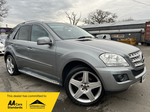 Mercedes-Benz M-Class ML350 3.0 ML350 CDI V6 BlueEfficiency Sport G-Tronic 4WD Euro 5 5dr