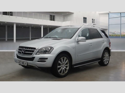 Mercedes-Benz M-Class ML350 3.0 ML350 CDI V6 BlueEfficiency Grand Edition G-Tronic 4WD Euro 5 5dr