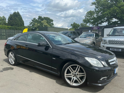 Mercedes-Benz E-Class E350 3.0 E350 CDI V6 BlueEfficiency Sport G-Tronic Euro 5 2dr