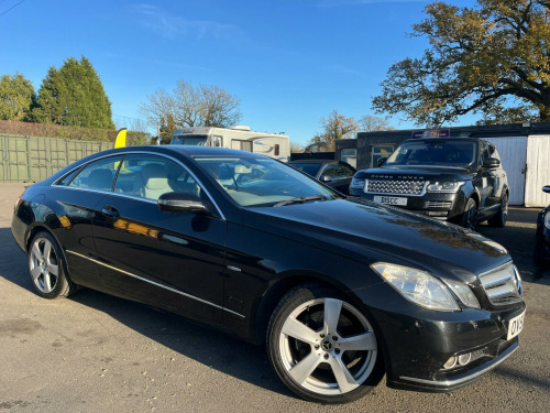 Mercedes-Benz E-Class E350 3.0 E350 CDI V6 BlueEfficiency SE G-Tronic Euro 5 2dr