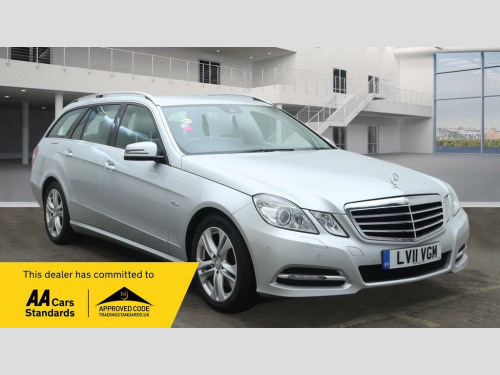 Mercedes-Benz E-Class E350 3.0 E350 CDI V6 BlueEfficiency Avantgarde G-Tronic Euro 5 5dr 