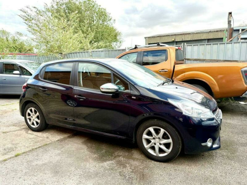 Peugeot 208  1.2 VTi PureTech Style Euro 6 5dr