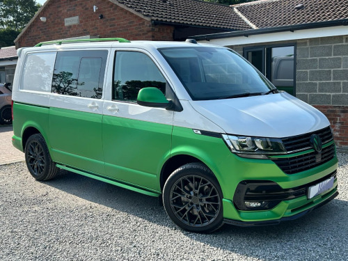 Volkswagen Transporter  2.0 TDI 150 Highline Kombi Van DSG