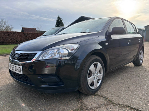 Kia ceed  1.4 1 Euro 4 5dr