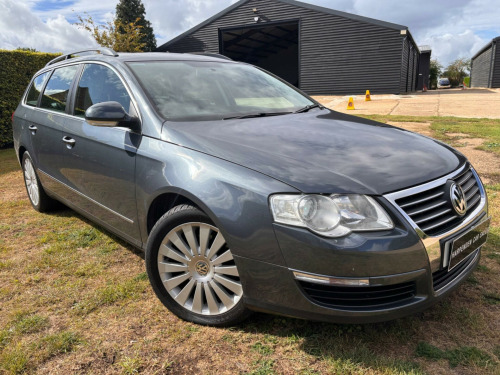 Volkswagen Passat  2.0 TDI Highline Plus Estate 5dr Diesel DSG Euro 5 (140 ps)