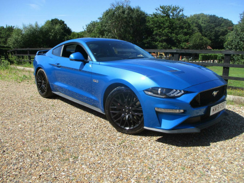 Ford Mustang  5.0 V8 GT Fastback Euro 6 2dr