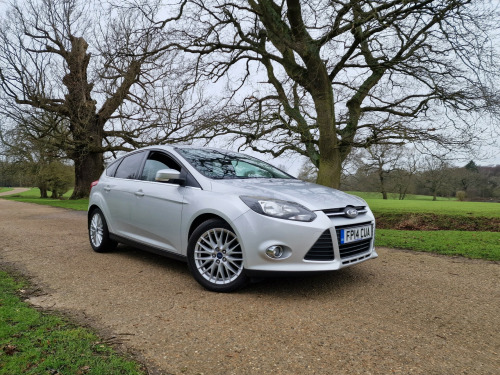 Ford Focus  ZETEC 5-Door