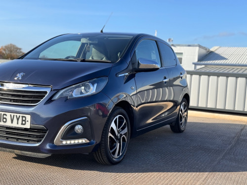 Peugeot 108  1.2 PureTech Feline Nav 5dr