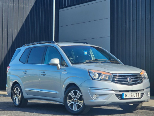 Ssangyong Turismo  Rodius EX Auto 4WD