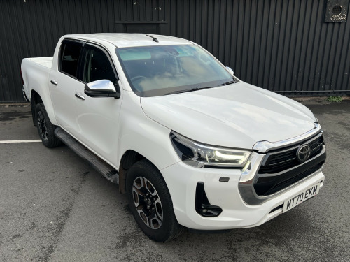 Toyota Hi-Lux  2.4 D-4D Invincible 