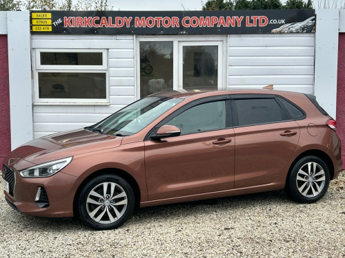 Hyundai i30  1.6 CRDi SE Nav 5dr (ULEZ)(BT/streaming)(rev cam)(wireless tel charging)