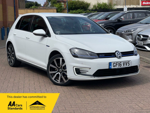 Volkswagen Golf  1.4 TSI GTE DSG Euro 6 (s/s) 5dr