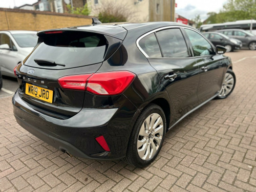 Ford Focus  1.0T EcoBoost Zetec Auto Euro 6 (s/s) 5dr