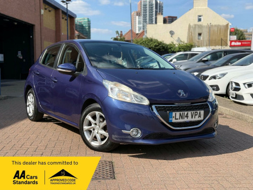 Peugeot 208  1.2 VTi Active Euro 5 5dr