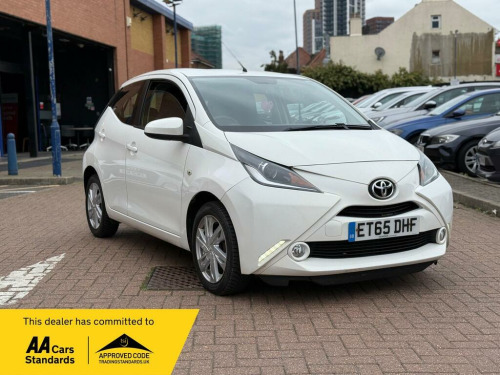 Toyota AYGO  1.0 VVT-i x-pression x-wave Euro 5 5dr Euro 5