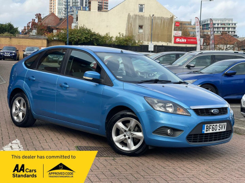 Ford Focus  1.6 Zetec Hatchback 5dr Petrol Automatic (184 g/km, 99 bhp)