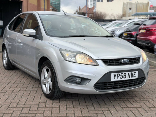 Ford Focus  1.8 Zetec 5dr 