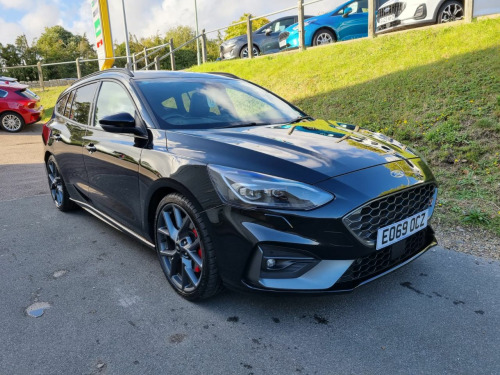 Ford Focus  2.3 EcoBoost ST 5dr