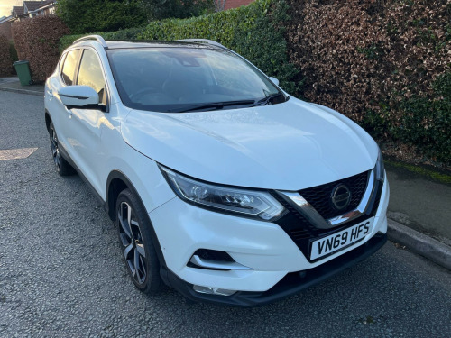 Nissan Qashqai  1.3 DIG-T Tekna Euro 6 (s/s) 5dr