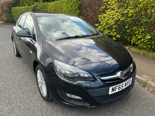 Vauxhall Astra  1.4i Excite Euro 6 5dr