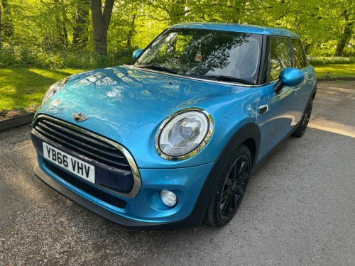 MINI Hatch  1.5 Cooper Auto Euro 6 (s/s) 5dr