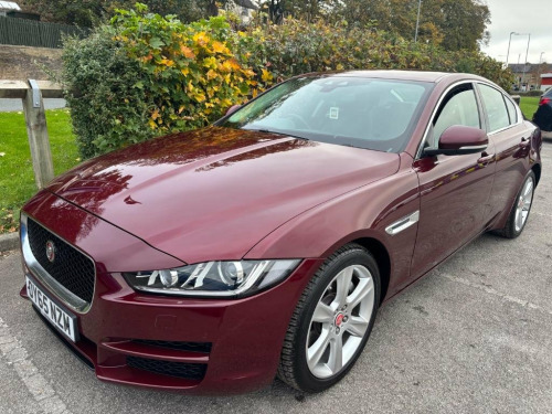 Jaguar XE  2.0d Portfolio Auto Euro 6 (s/s) 4dr