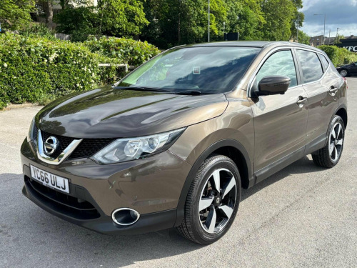 Nissan Qashqai  1.2 DIG-T N-Connecta 2WD Euro 6 (s/s) 5dr