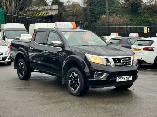 Nissan Navara  Double Cab Pick Up N-Connecta 2.3dCi 190 TT 4WD