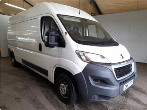 Peugeot Boxer  2.0 BlueHDi H2 Professional Van 130ps