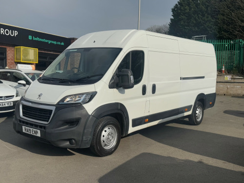 Peugeot Boxer  2.2 BlueHDi H2 Professional Van 140ps