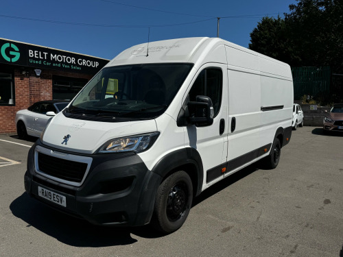 Peugeot Boxer  2.0 BlueHDi H2 Professional Van 130ps