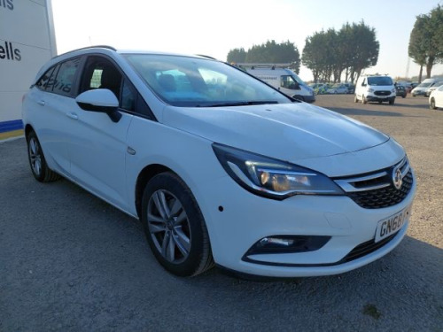 Vauxhall Astra  1.6 CDTi 16V 136 Design 5dr