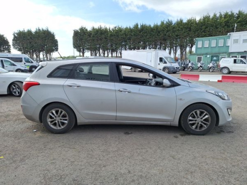 Hyundai i30  1.6 CRDi Blue Drive Active 5dr