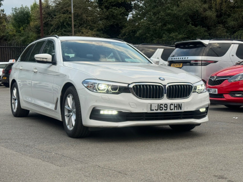 BMW 5 Series  3.0 530d SE Touring 5dr Diesel Auto xDrive Euro 6 (s/s) (265 ps)