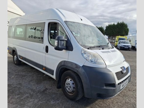 Peugeot Boxer  3.0 HDi 440 Window Van 4dr Diesel Manual FWD L4 H2 (222 g/km, 155 bhp)