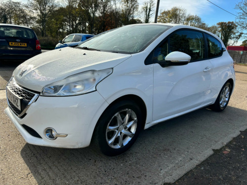 Peugeot 208  1.2 VTi Active Euro 5 3dr