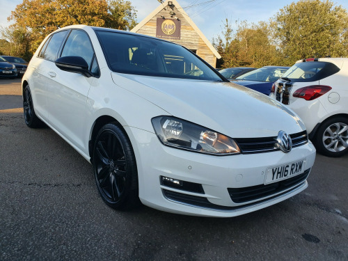 Volkswagen Golf  GT EDITION TDI BLUEMOTION TECHNOLOGY 5-Door