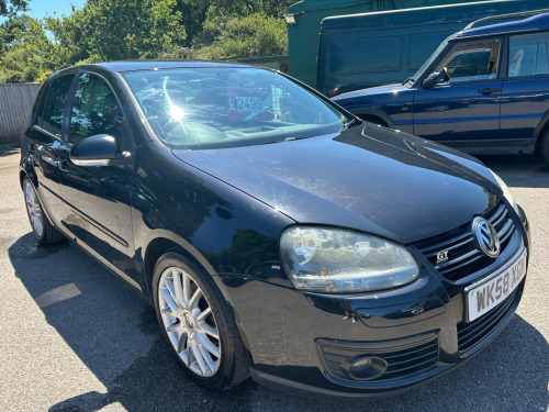 Volkswagen Golf  2.0 TDi 140 GT 5dr