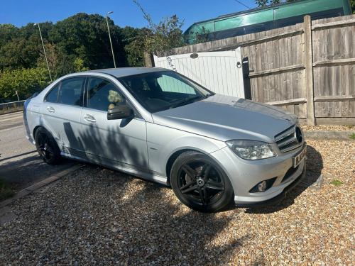 Mercedes-Benz C-Class C220 C220 CDI BlueEFFICIENCY Sport 4dr Auto